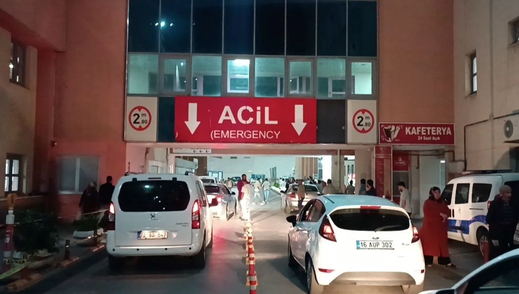 batmanda otomobil ile carpisan motosikletin surucusu oldu xFT3aPPk