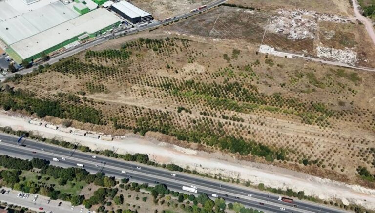 d 130 karayolunda agir vasitalara saat kisitlamasi 7r12LMSE