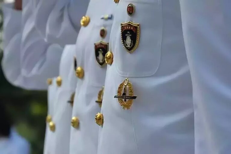 fetonun deniz kuvvetleri yapilanmasina operasyon 10 gozalti LgvKUxkn