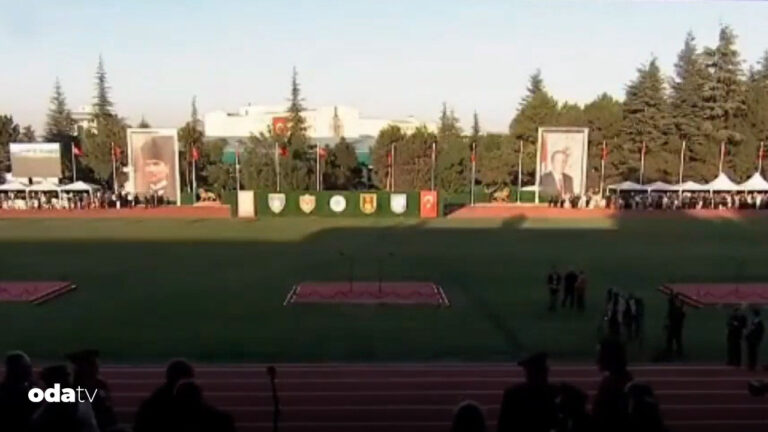 milli savunma universitesi mezuniyet toreninde dizi muzigi caldi 1ldfra3r
