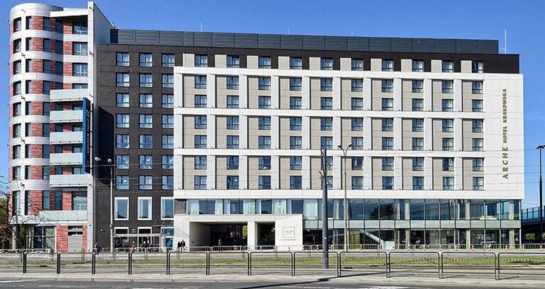 otellerinde hamile kalana para verecek NnH5BclF