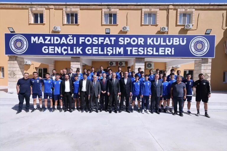 vali akkoyun mazidaginda esnafi ziyaret etti HJhqPe39