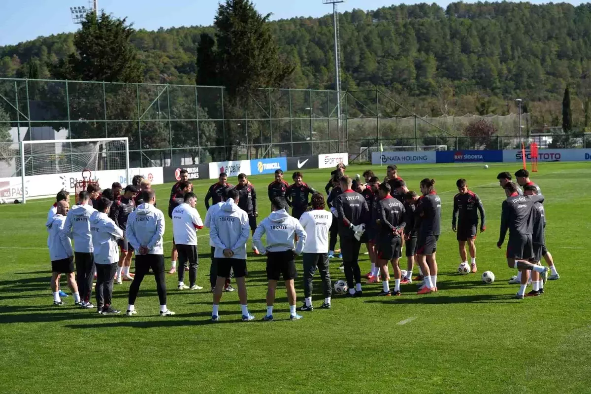 a milli futbol takimi gurcistan maci hazirliklarini tamamladi q6g8FetJ.jpg