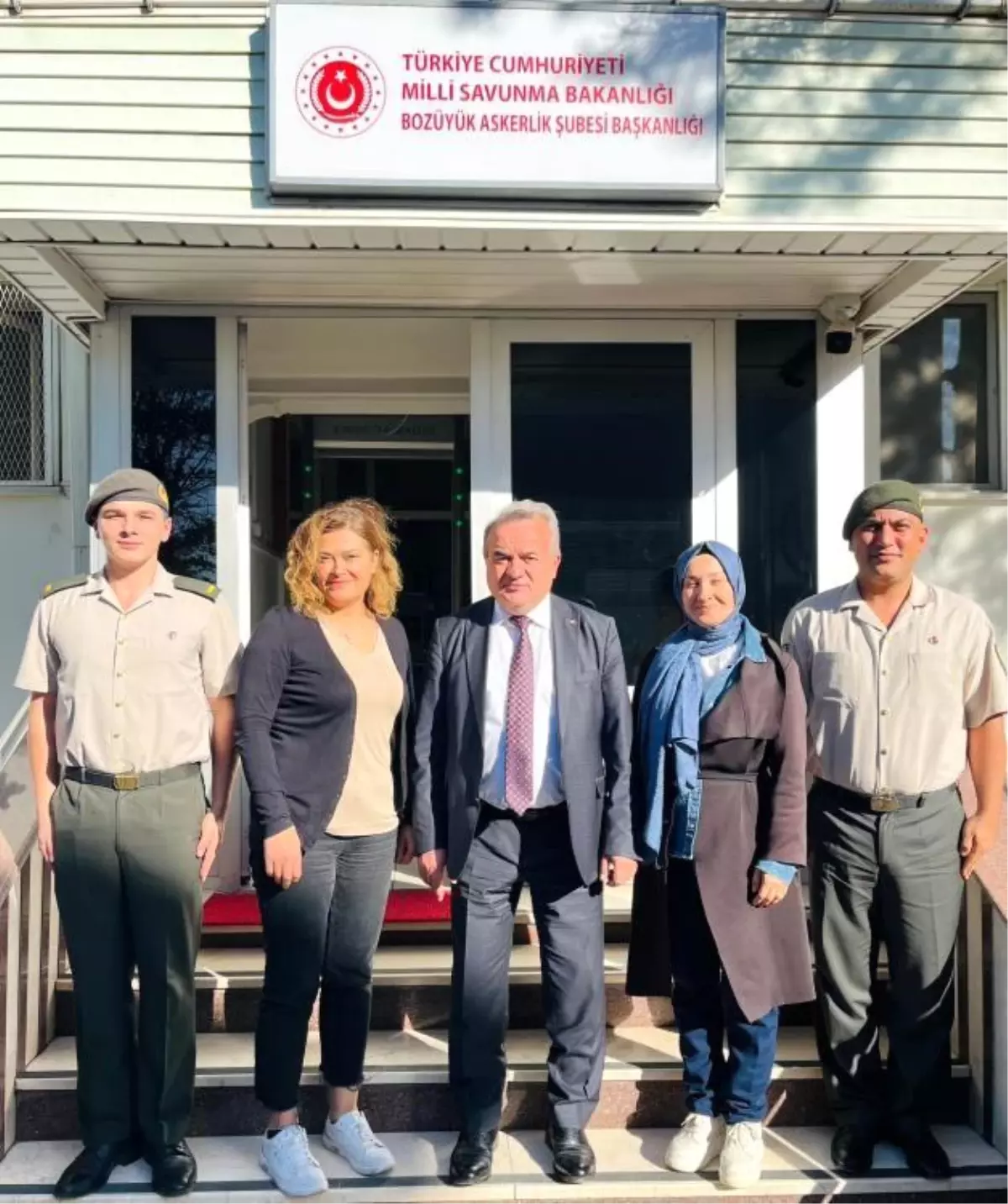 bozuyuk kaymakami adem ozturk askerlik subesi ve trafik denetleme istasyonunu ziyaret etti tprANZ2I
