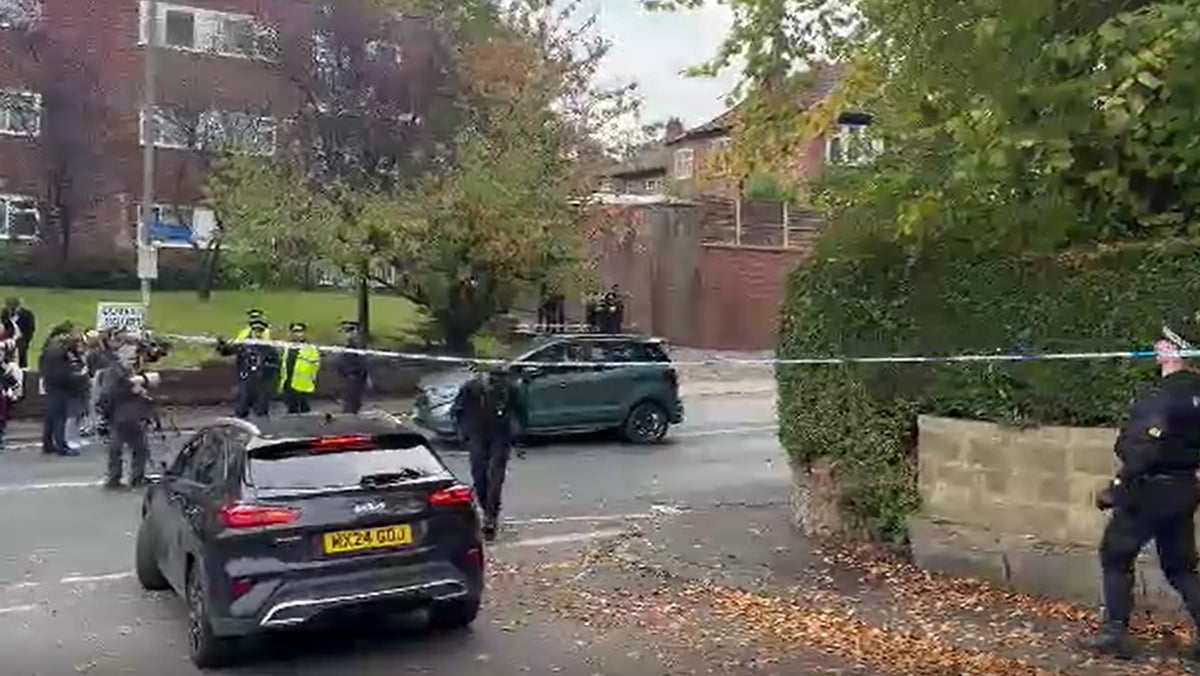 manchester sinagogunda dehset saldirgan etkisiz hale getirildi olu ve yaralilar var Rv4KFLD1