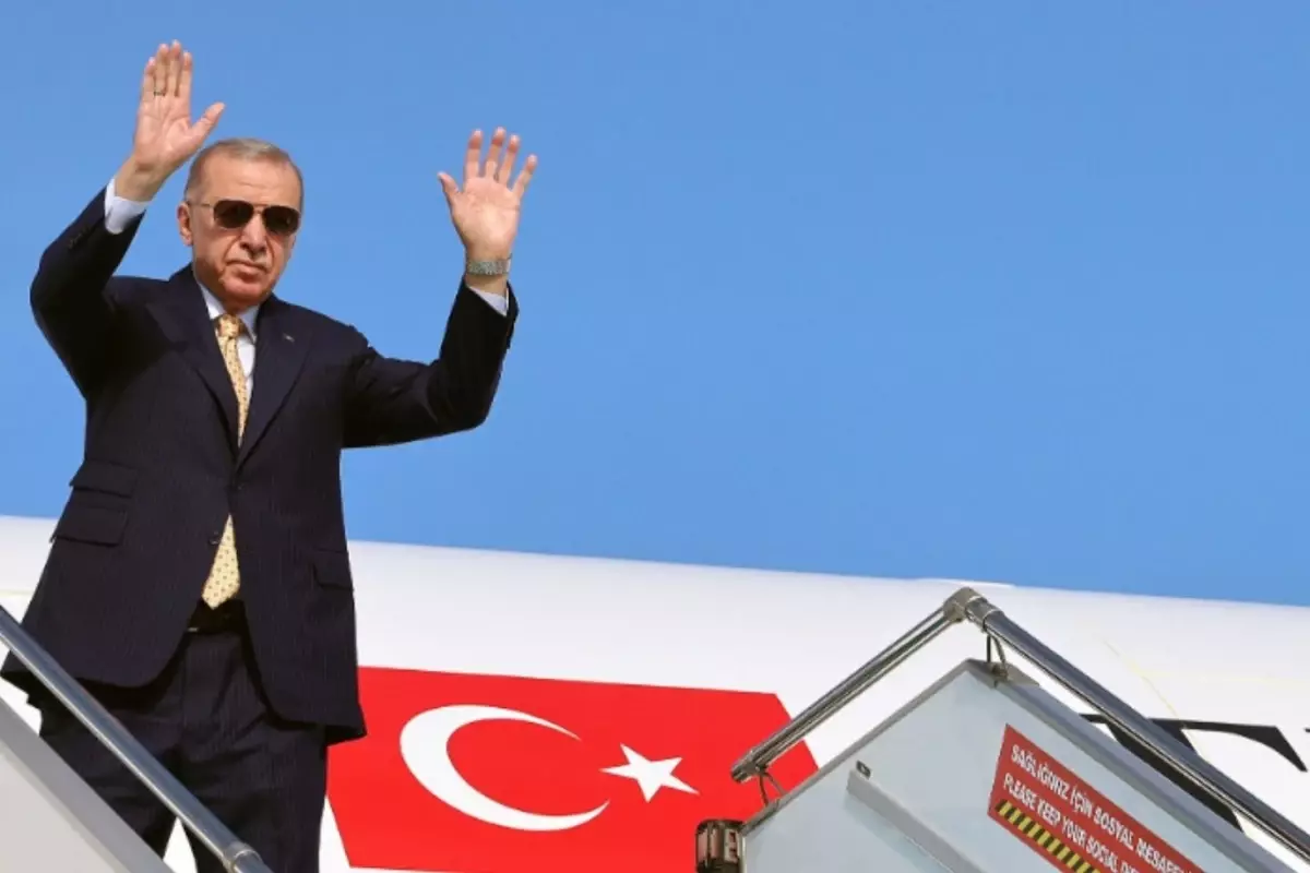 trump ve sisi davet etti cumhurbaskani erdogan yola cikiyor FV4RJOXT.jpg