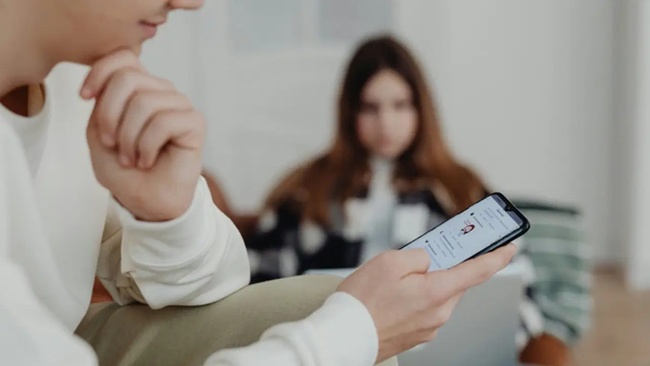 uzmanlar uyariyor dijital bagimlilik halk sagligi sorununa donusuyor xOXpHx6b.jpg