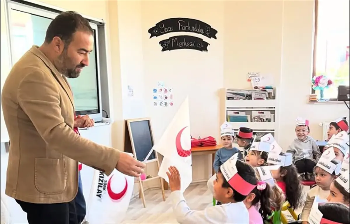 zarada kizilay haftasi etkinlikleri BhOzwhLs.jpg