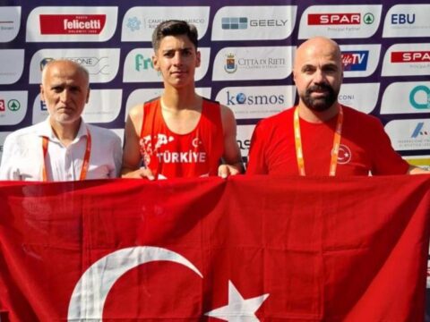 Fenerbahceli milli sporcudan italyada bronz madalya 76eFaK4l